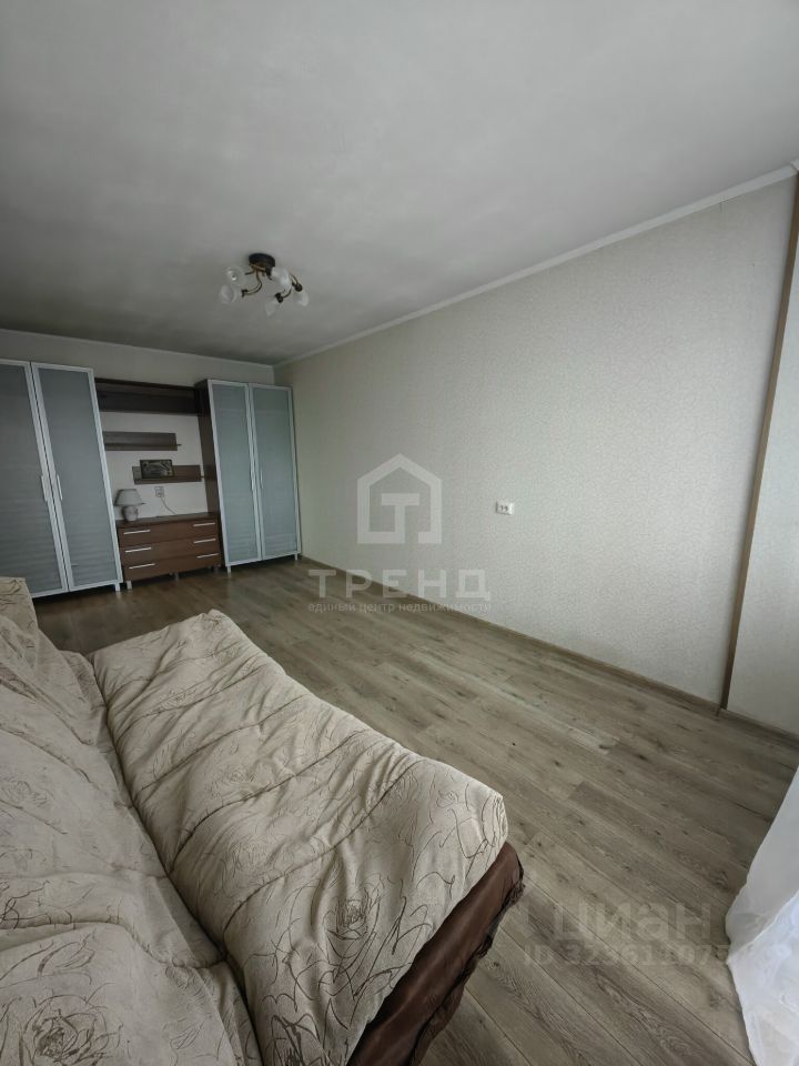 Продажа 1-комн квартиры на вторичном рынке Искровский проспект, 9В