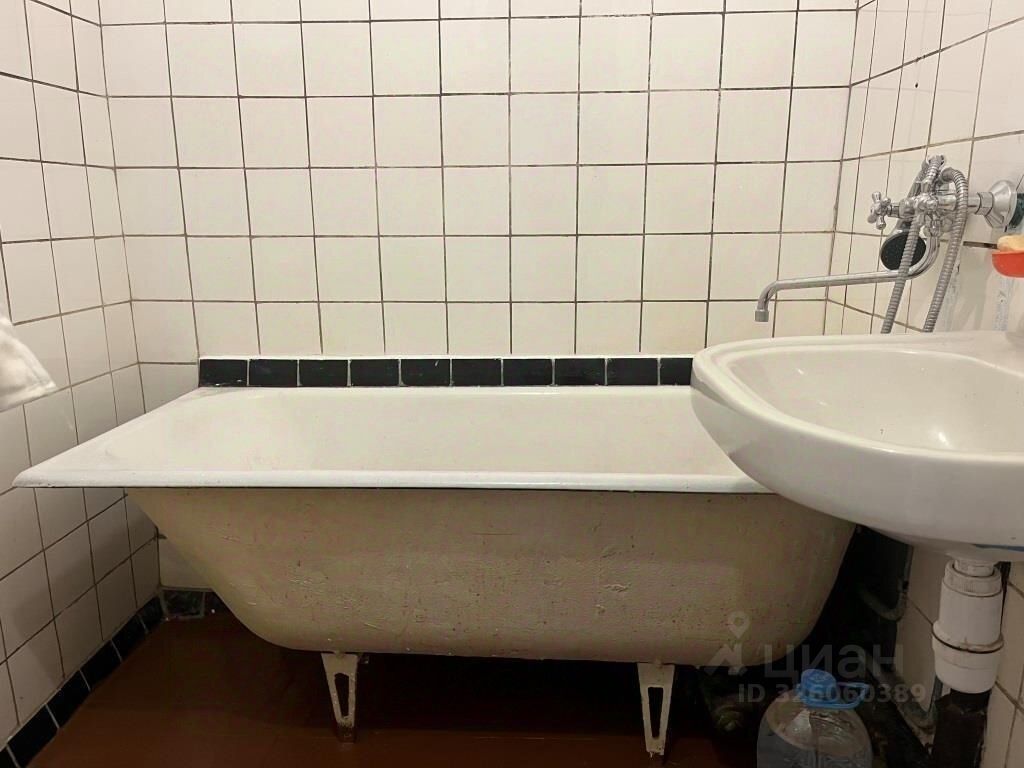 Продажа 2-комн квартиры на вторичном рынке пос. Сельцо, 3