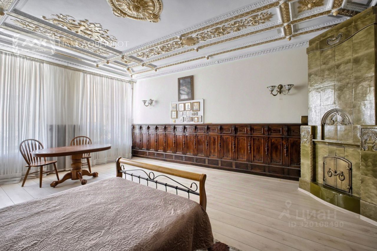 Продажа 6-комн квартиры на вторичном рынке Гороховая улица, 32