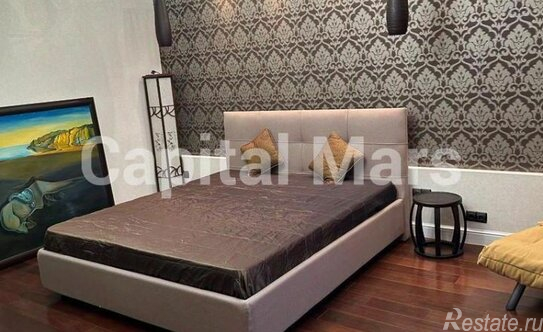 Аренда 4-комн квартиры на вторичном рынке улица Дунаевского,  д. 7