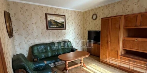 2-комн квартира Каменщики М. ул,  д. 14