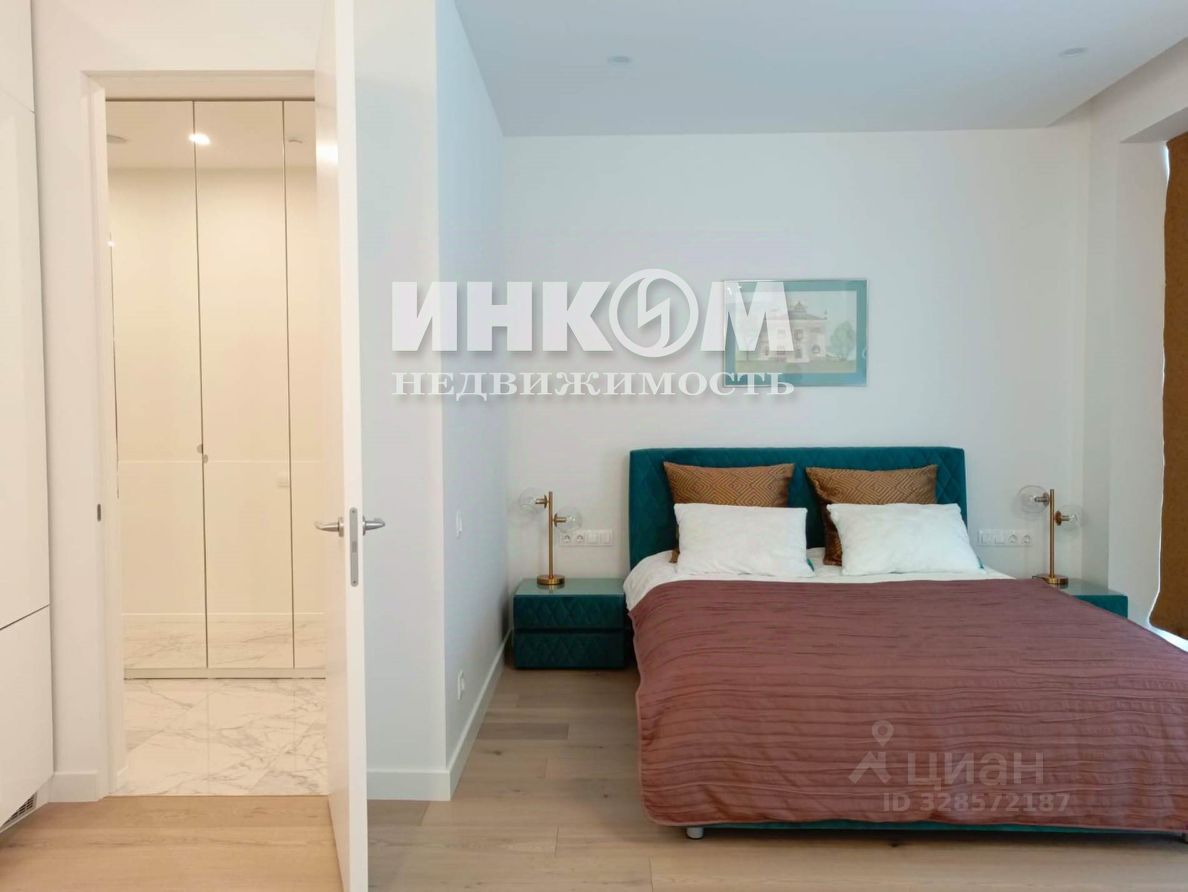 Продажа 1-комн квартиры на вторичном рынке Летниковская улица,  д. 13