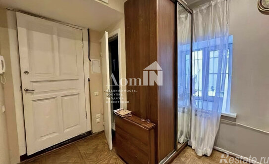 Продажа 3-комн квартиры на вторичном рынке Кронверкский пр-кт,  д. 61/28 литБ