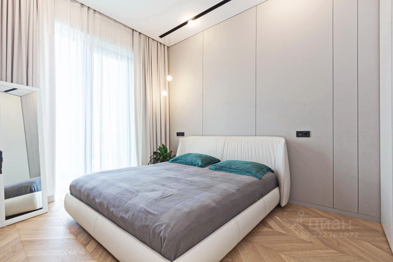 Продажа 2-комн квартиры на вторичном рынке улица Усачева, 11Д