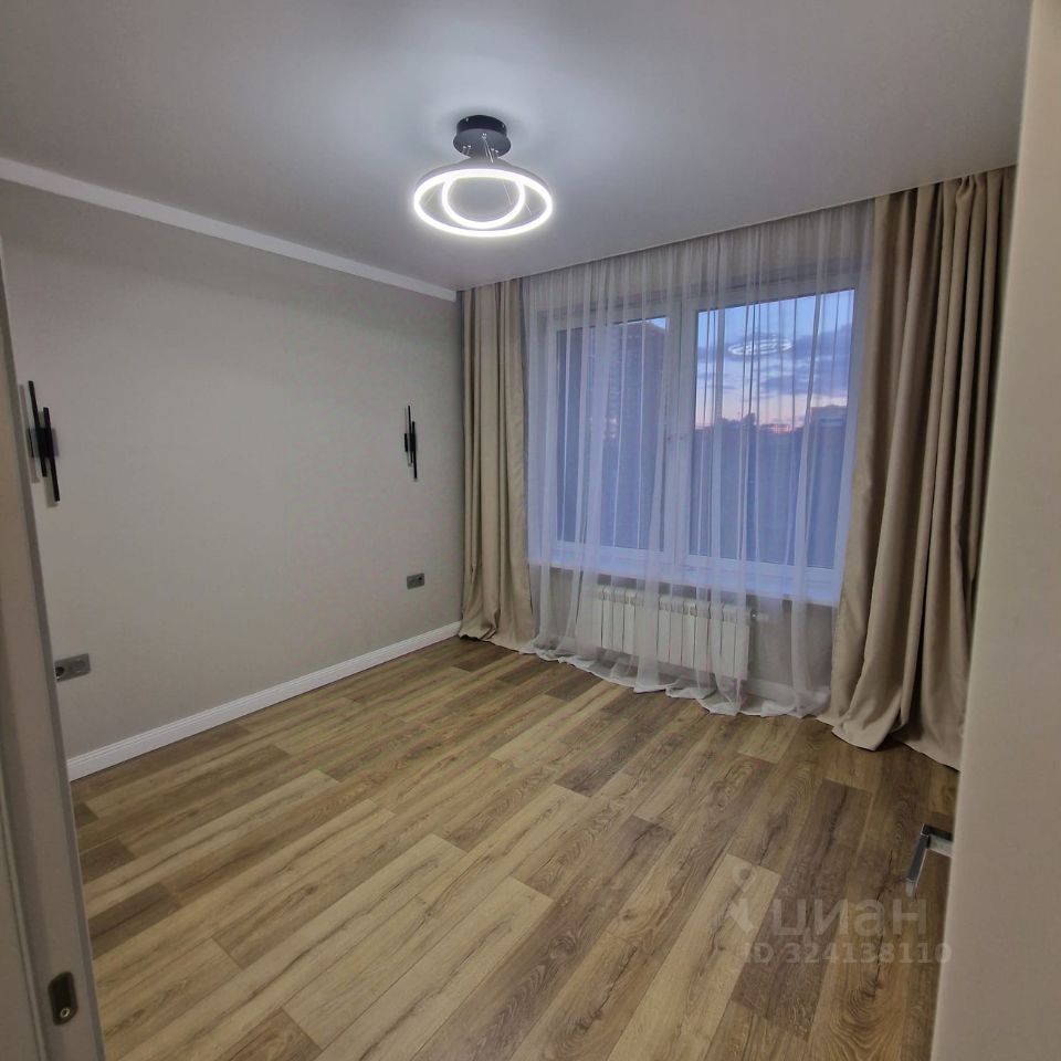 Аренда 3-комн квартиры на вторичном рынке Клинская улица, 2Ак7