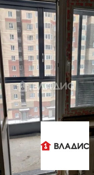 Продажа 1-комн квартиры на вторичном рынке Красногорск, Центральный проезд,  д. 3
