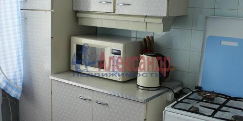 2-комн квартира Красного Курсанта ул. ,  д. 28