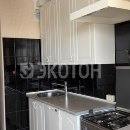 Продажа 3-комн квартиры на вторичном рынке Суздальский пр-кт,  д. 83