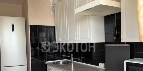 3-комн квартира Суздальский пр-кт,  д. 83