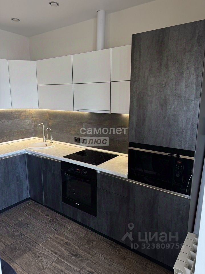 Продажа 2-комн квартиры на вторичном рынке улица Сервантеса, 3к2