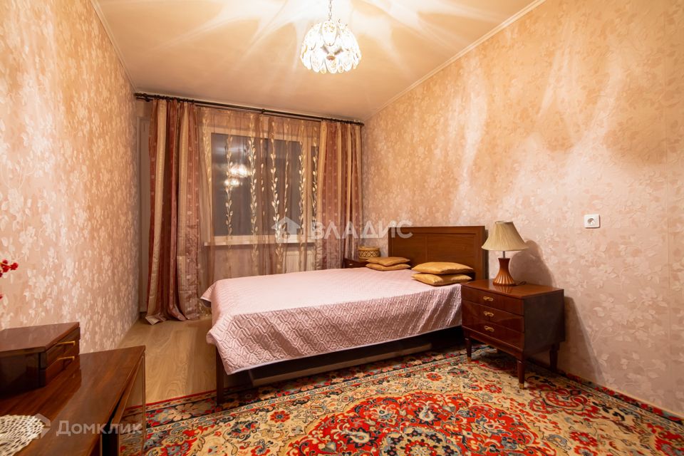 Продать Квартиры вторичка Парашютная улица, 4   