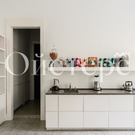 Продажа 2-комн квартиры на вторичном рынке улица Марата,  д. 26/11