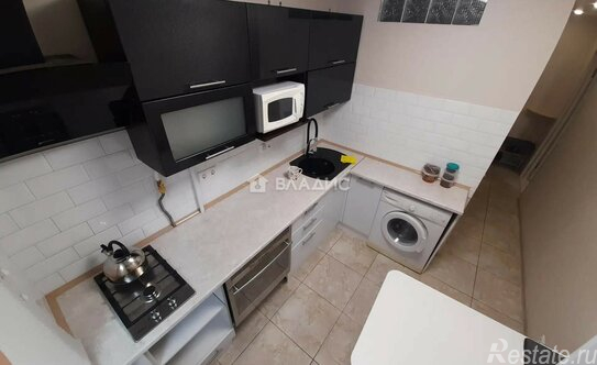 Продажа 1-комн квартиры на вторичном рынке улица Фомичёвой,  д. 16 к3