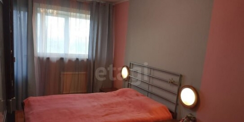 3-комн квартира Добровольцев ул,  д. 38