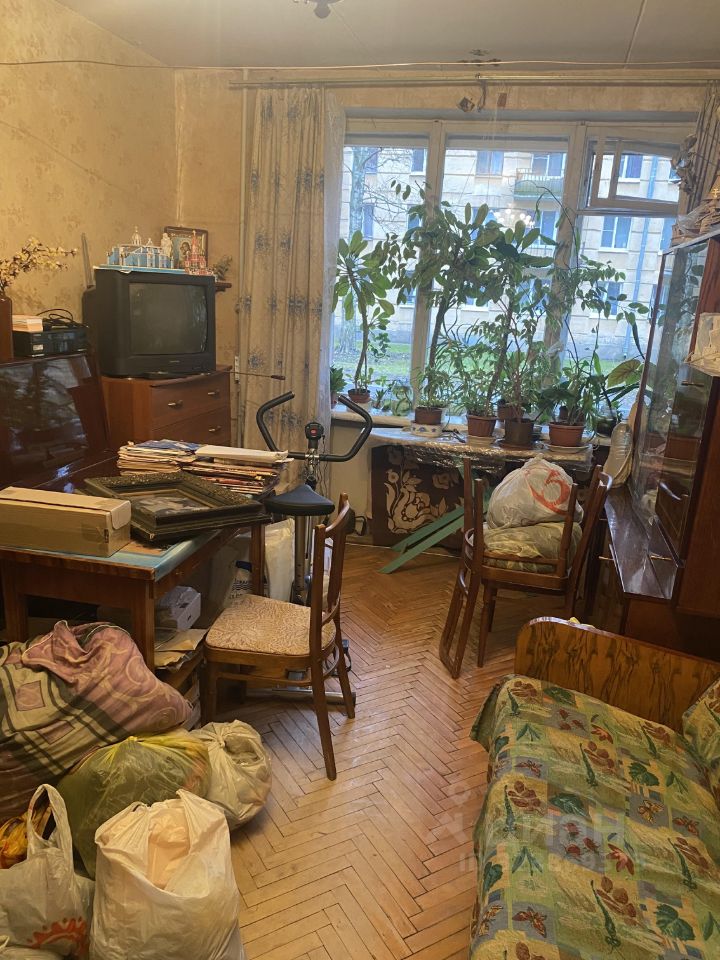 Продажа 2-комн квартиры на вторичном рынке улица Пограничника Гарькавого, 38К3