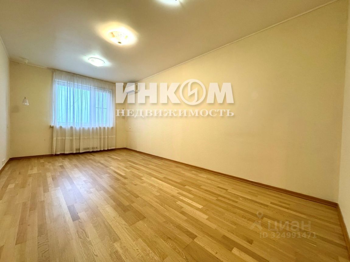 Продажа 5-комн квартиры на вторичном рынке Митинская улица, 10