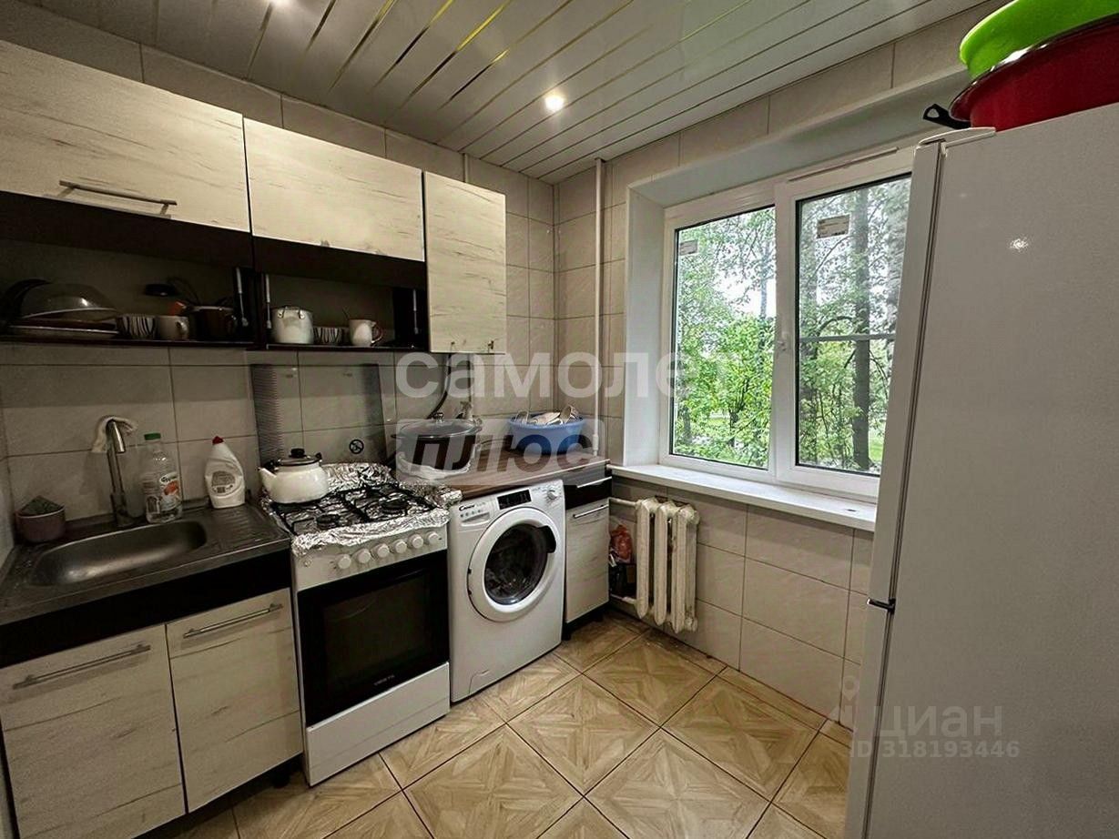 Продажа 3-комн квартиры на вторичном рынке Чехов, улица Маркова, 1