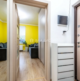 Продажа 1-комн квартиры на вторичном рынке Комендантский пр-кт,  д. 64,  к. 1 стр 1