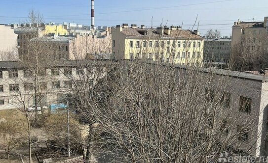 Продажа 3-комн квартиры на вторичном рынке Малодетскосельский пр-кт,  д. 40