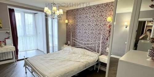 3-комн квартира Новгородская улица,  д. 30