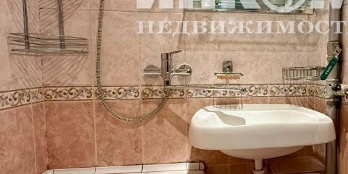 2-комн квартира улица Молостовых, 11К6