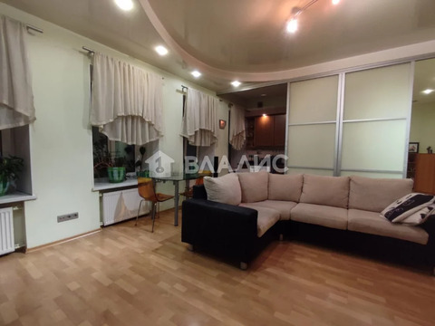 3-комн квартира Старо-Петергофский пр-кт.,  д. 15