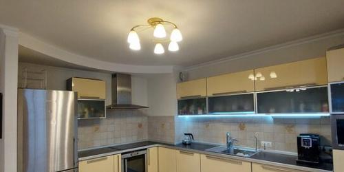 4-комн квартира Кораблестроителей ул,  д. 30