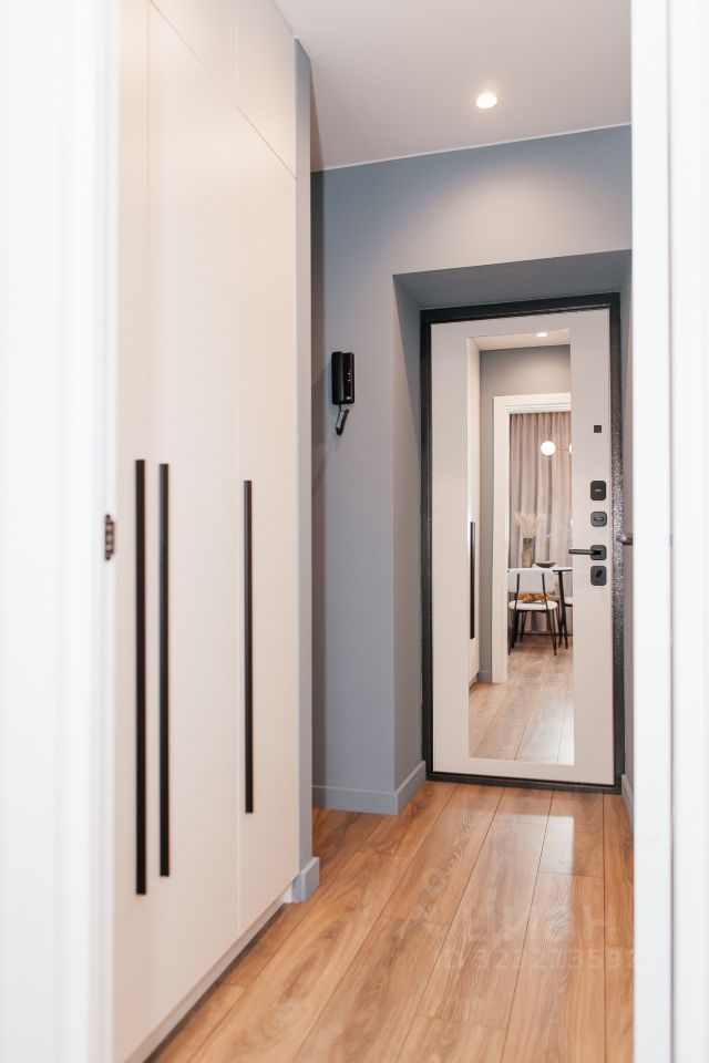 Продажа 1-комн квартиры на вторичном рынке проспект Славы, 30К1