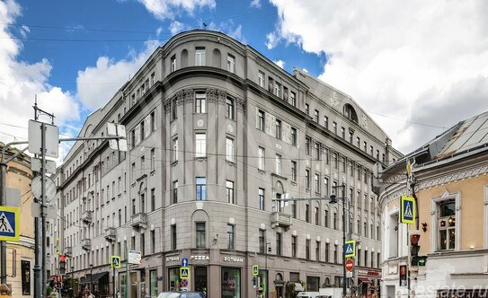 Продажа 6-комн квартиры на вторичном рынке ул Солянка,  д. 1/2