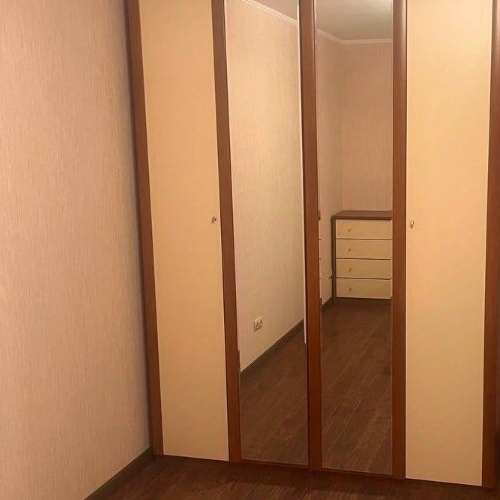 2-комн квартира Нахабино пгт, улица Красноармейская, 44к1