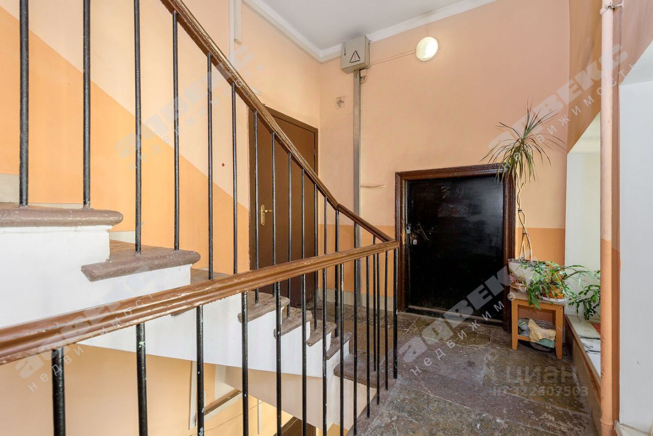 Продажа комнаты Кирочная улица, 30