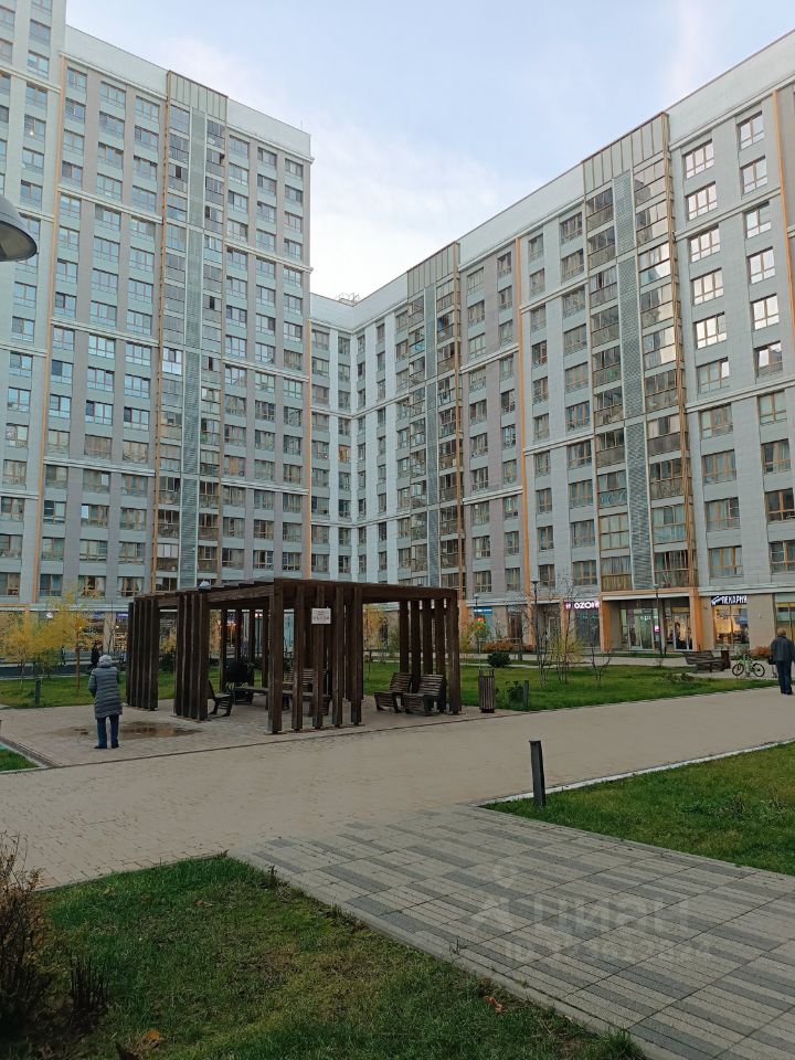 Аренда 3-комн квартиры на вторичном рынке Лазоревый проезд, 1