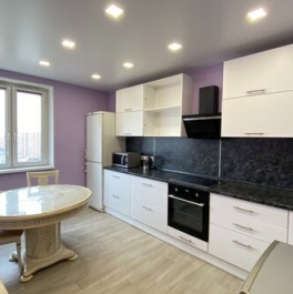 Продажа 2-комн квартиры на вторичном рынке улица Вертолётчиков,  д. 1