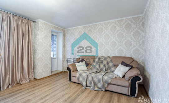 Продажа 3-комн квартиры на вторичном рынке Варшавская ул