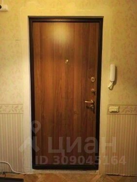 Продажа 3-комн квартиры на вторичном рынке Батайский проезд, 5