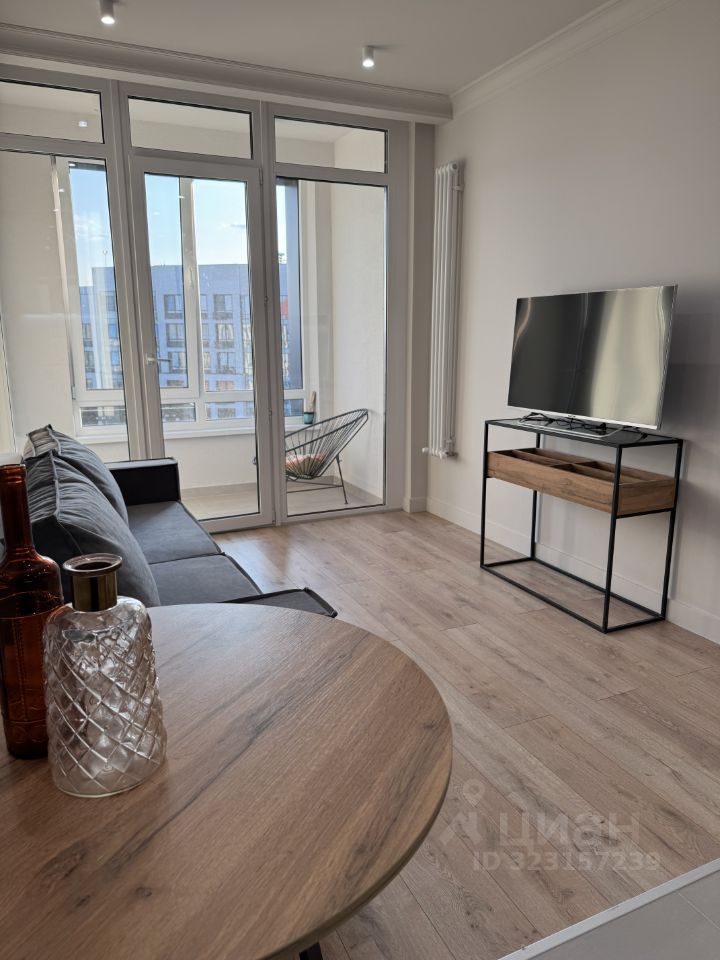 Аренда 2-комн квартиры на вторичном рынке Газгольдерная улица, 10