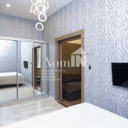 Продажа 2-комн квартиры на вторичном рынке Октябрьский бульвар,  д. 43