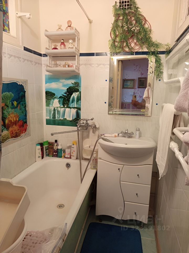 Продажа 2-комн квартиры на вторичном рынке Сланцы, улица Чкалова, 14