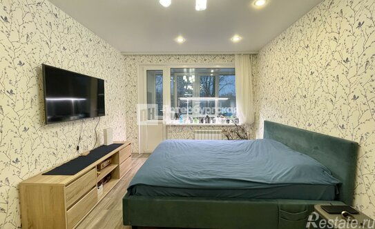 Продажа 2-комн квартиры на вторичном рынке ул Пионерстроя,  д. 6