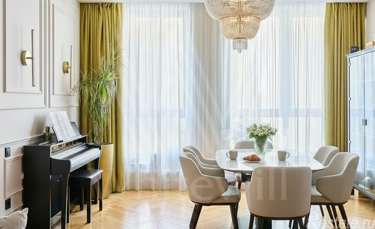 Продажа 4-комн квартиры на вторичном рынке Пироговская М. ул,  д. 8