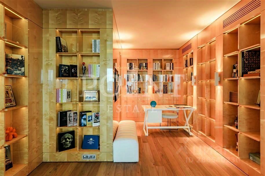 Продажа 5-комн квартиры на вторичном рынке д. Жуковка, 58