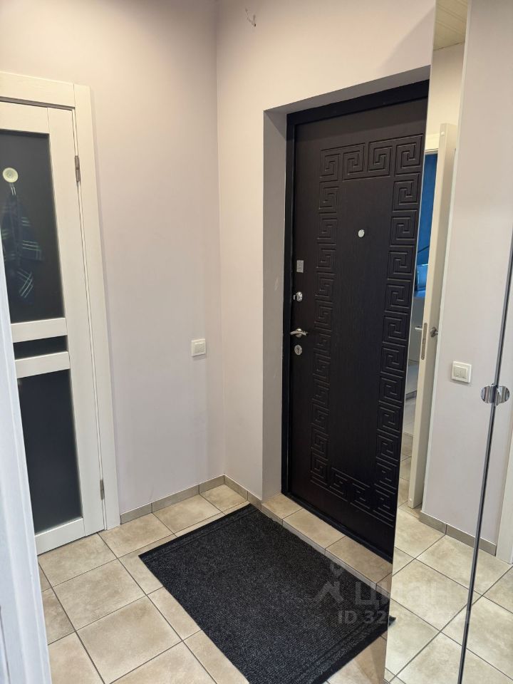 Аренда 2-комн квартиры на вторичном рынке улица Русановская, 17к2