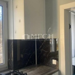 Продажа 4-комн квартиры на вторичном рынке улица Бутлерова,  д. 10