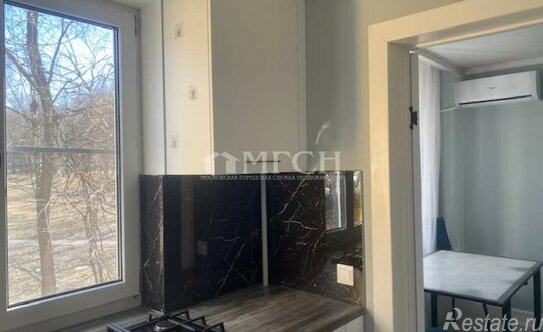 Продажа 4-комн квартиры на вторичном рынке улица Бутлерова,  д. 10