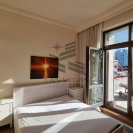 Аренда 2-комн квартиры на вторичном рынке Крестовский пр-кт,  д. 30