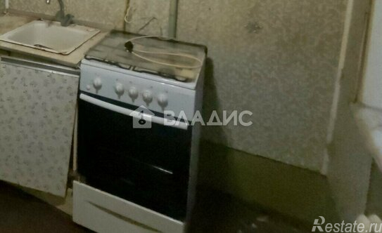 Продажа 3-комн квартиры на вторичном рынке улица Трофимова,  д. 6А