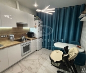 Продать Квартиры вторичка Подольск г, Климовск мкр, Серпуховская ул  7 