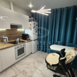 Продажа 3-комн квартиры на вторичном рынке Подольск г, Климовск мкр, Серпуховская ул,  д. 7