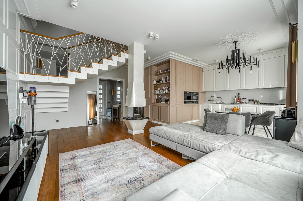 Продажа дома пос. Репино, Зеленогорское шоссе, 12к30