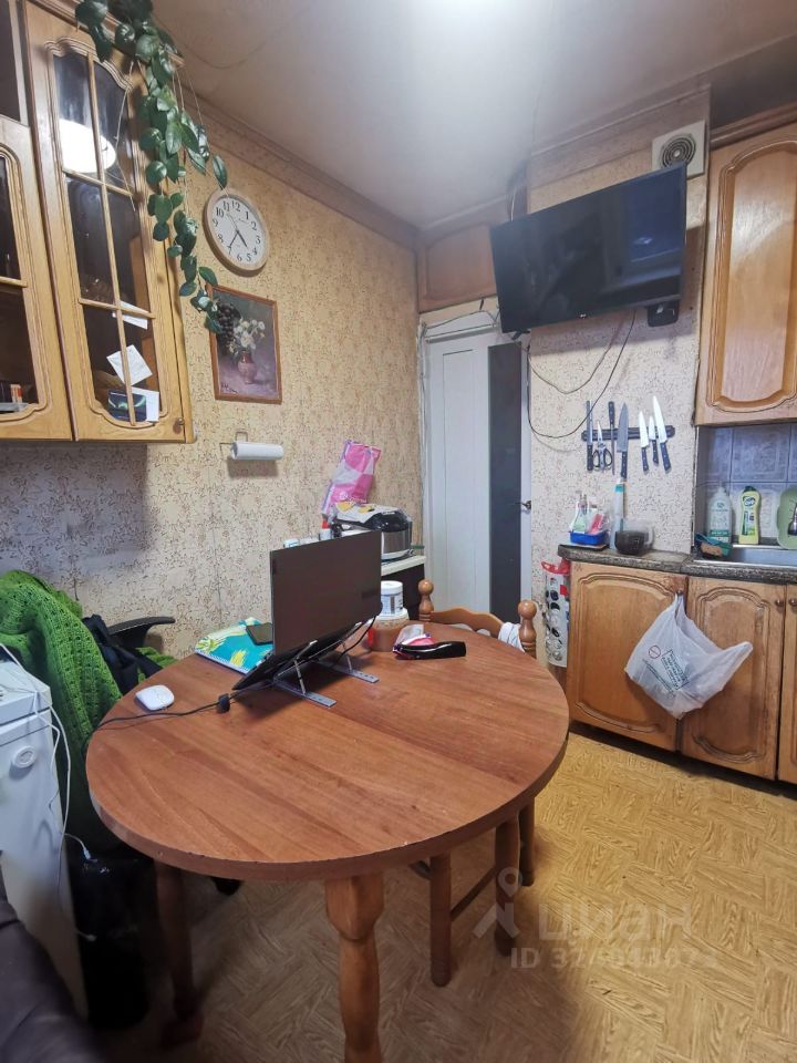 Продажа 2-комн квартиры на вторичном рынке улица Маршала Катукова, 22к1